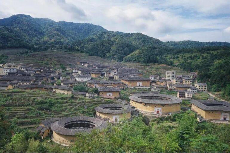 福建的地理、历史与文化探索