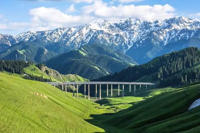 草原黄昏·维族独白