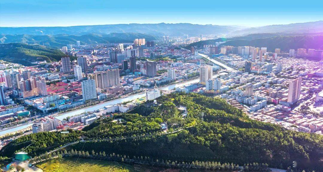 吕梁背后的故事与意义,我的大学探寻之旅心得分享